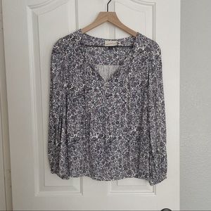 Universal Thread Long Sleeve V-neck Floral Top